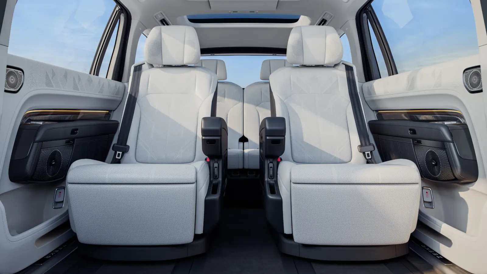 Captain's chairs and an aisle
